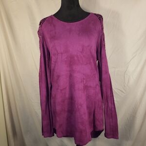 Earth Yoga Purple Long Sleeve Top with Lace Accents - L